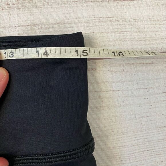 Under Armour women’s M heat gear pull on  compression leggings black capris - Picture 5 of 9